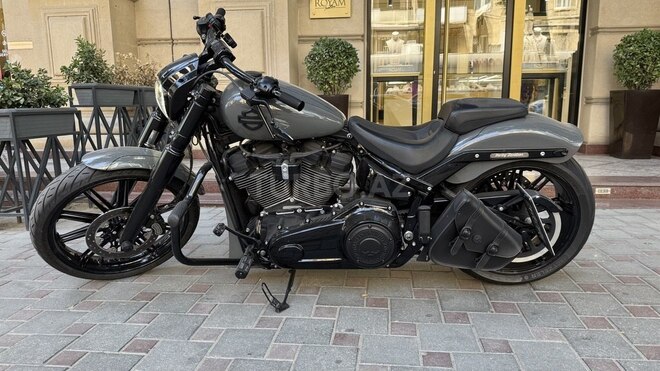 Harley-Davidson  2018, 24,700 km - 1.9 l - Bakı