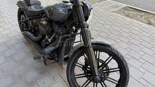 Harley-Davidson  2018, 24,700 km - 1.9 l - Bakı