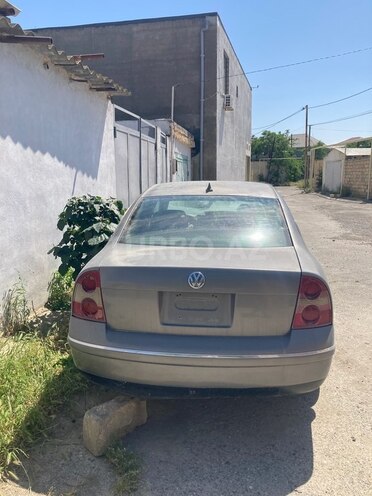 Volkswagen Passat 2003, 360,000 km - 1.8 l - Bakı