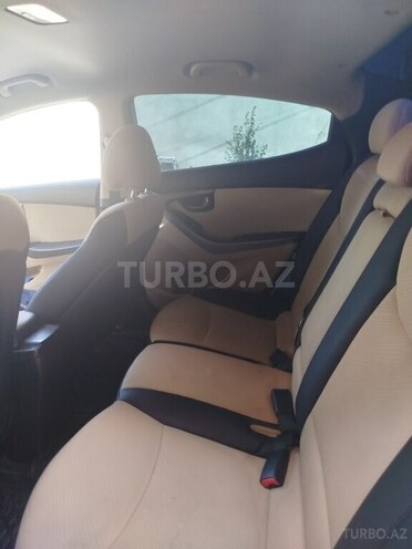 Hyundai Elantra 2013, 240,000 km - 1.8 l - Bakı