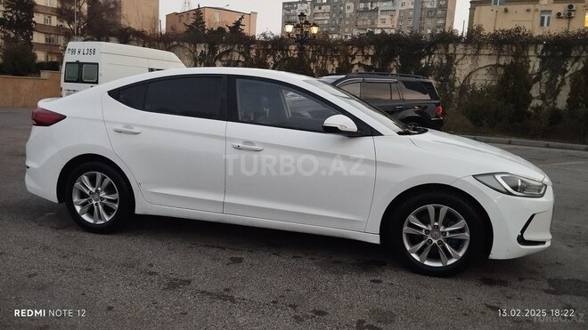Hyundai Avante 2016, 137,000 km - 1.6 л - Bakı