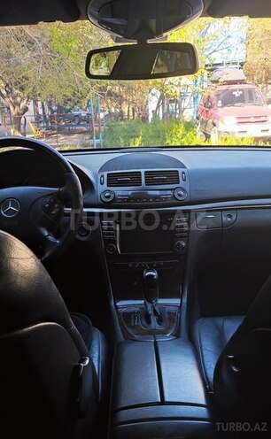 Mercedes E 220 d 2005, 390,000 km - 2.2 l - Bakı