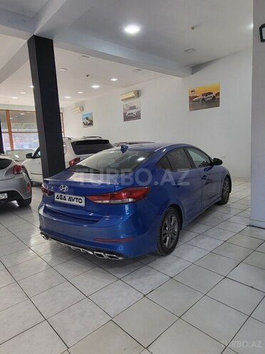 Hyundai Elantra 2018, 121,082 km - 2.0 l - Bakı