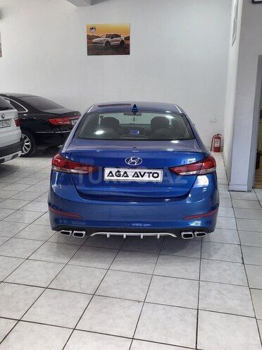 Hyundai Elantra 2018, 121,082 km - 2.0 l - Bakı