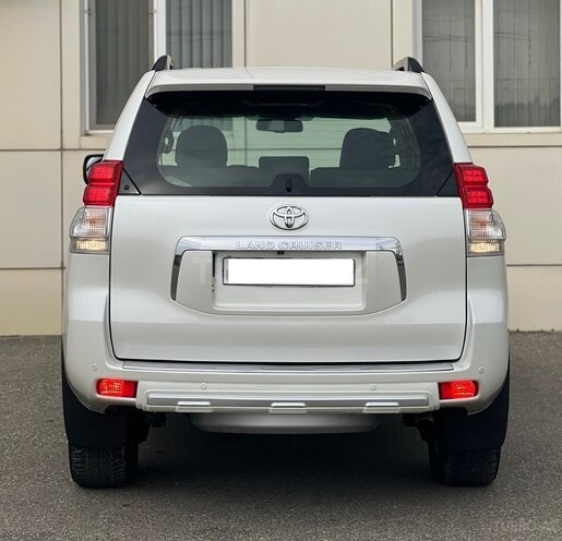 Toyota Land Cruiser Prado 2011, 180,000 km - 4.0 l - Bakı