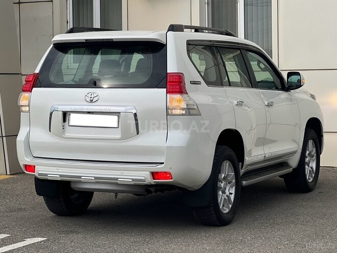 Toyota Land Cruiser Prado 2011, 180,000 km - 4.0 l - Bakı