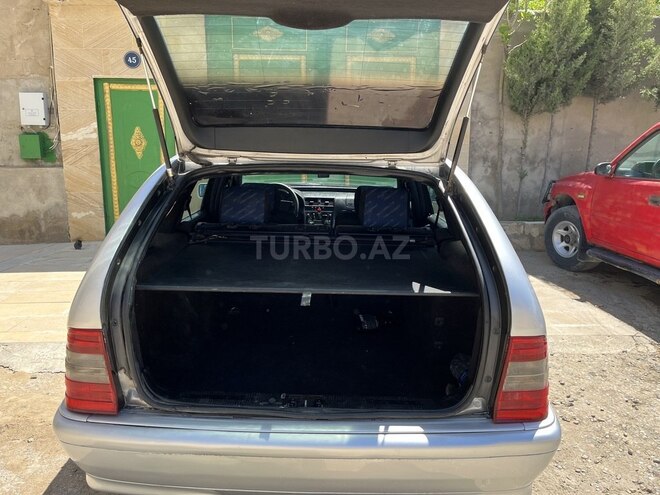 Mercedes C 220 d 2000, 556,341 km - 2.2 l - Sumqayıt