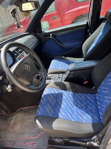 Mercedes C 220 d 2000, 556,341 km - 2.2 l - Sumqayıt