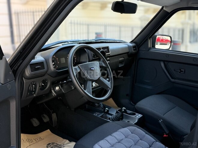 LADA (VAZ) Niva-7
