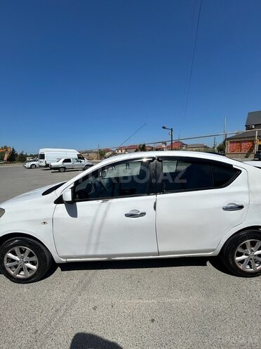 Nissan Sunny 2012, 423,000 km - 1.5 л - Bakı