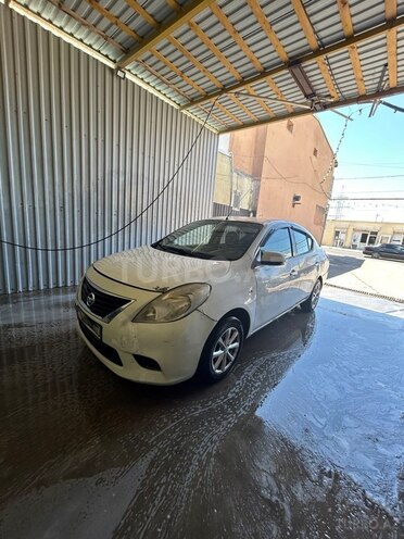 Nissan Sunny 2012, 423,000 km - 1.5 л - Bakı