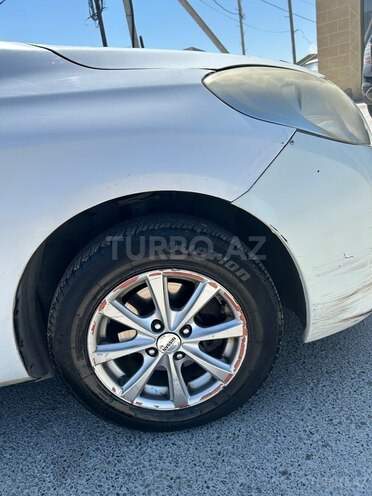 Nissan Sunny 2012, 423,000 km - 1.5 л - Bakı