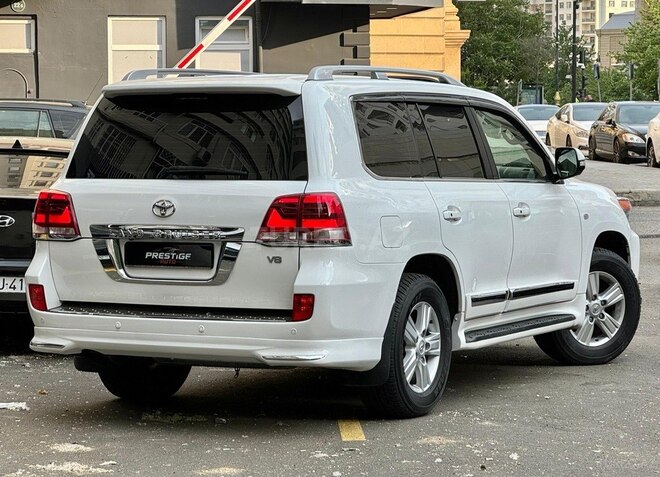 Toyota Land Cruiser 2012, 185,000 km - 4.6 l - Bakı