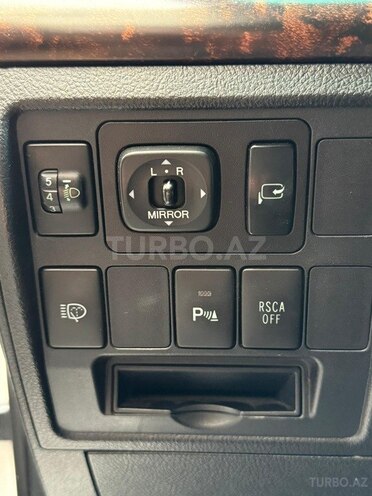 Toyota Land Cruiser 2012, 185,000 km - 4.6 l - Bakı