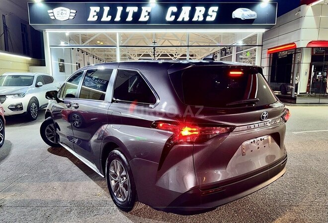 Toyota Sienna 2021, 84,000 km - 2.5 l - Bakı