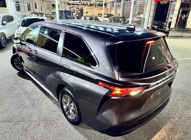 Toyota Sienna 2021, 84,000 km - 2.5 l - Bakı
