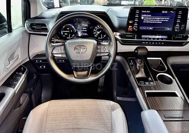 Toyota Sienna 2021, 84,000 km - 2.5 l - Bakı