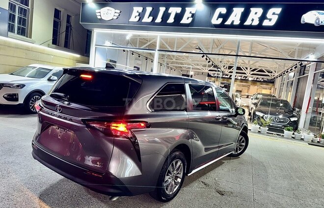 Toyota Sienna 2021, 84,000 km - 2.5 l - Bakı