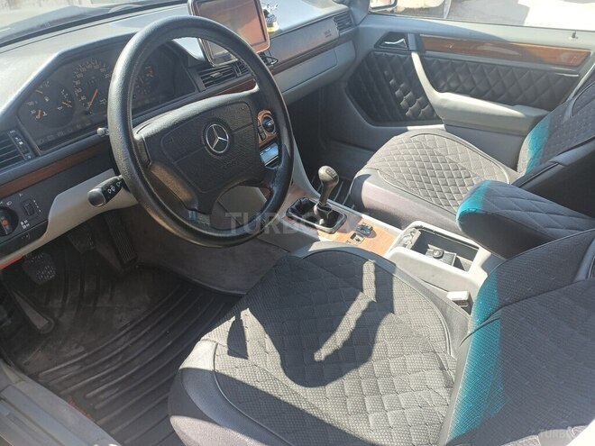 Mercedes E 300 d 1990, 368,523 km - 3.0 л - Bakı