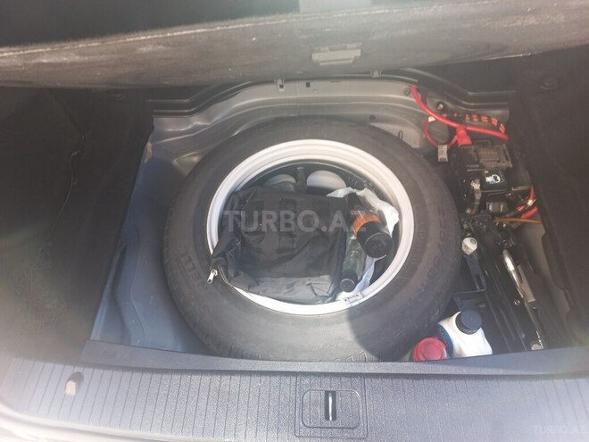 Mercedes E 220 d 2012, 351,000 km - 2.2 l - Bakı