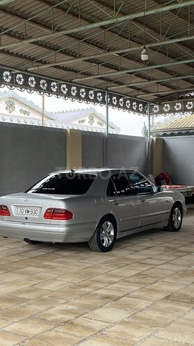 Mercedes E 230 1996, 234,250 km - 2.3 l - Salyan