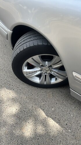 Mercedes E 230 1996, 234,250 km - 2.3 l - Salyan