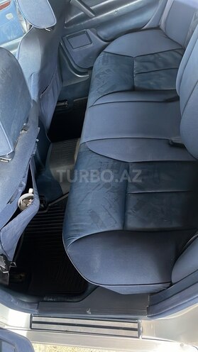 Mercedes E 230 1996, 234,250 km - 2.3 l - Salyan
