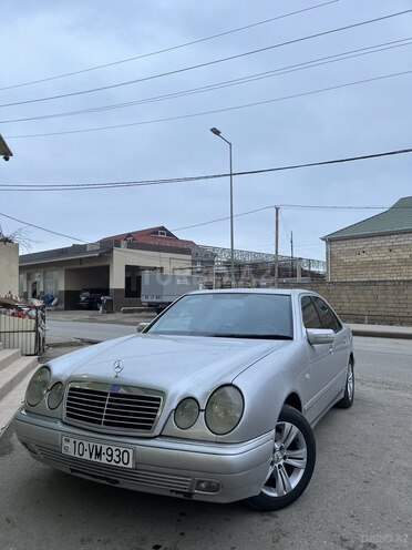 Mercedes E 230 1996, 234,250 km - 2.3 l - Salyan