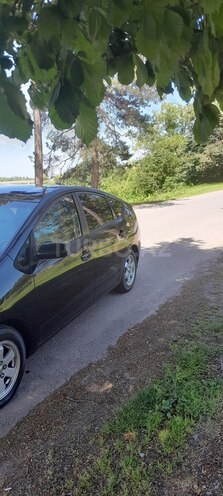 Toyota Prius 2005, 300,000 km - 1.5 l - Quba