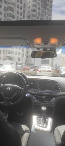 Hyundai Elantra 2018, 155,000 km - 2.0 л - Bakı