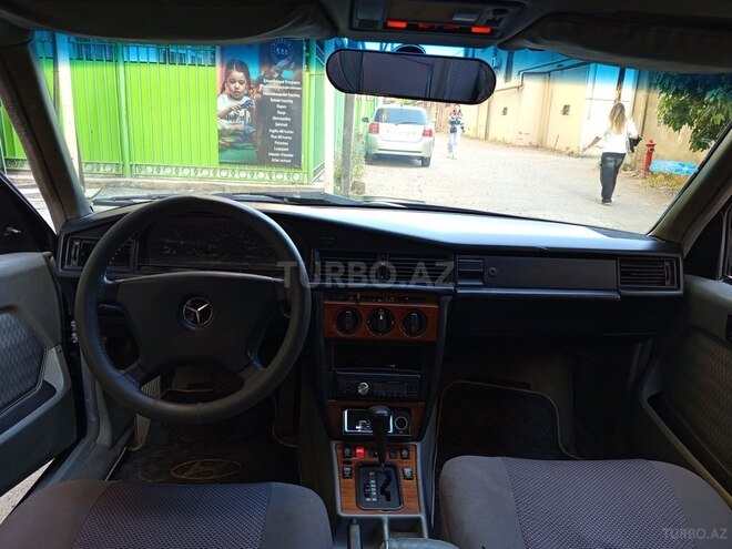 Mercedes 190 1993, 228,000 km - 2.0 l - Bakı
