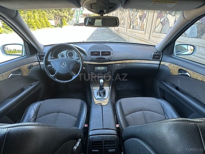 Mercedes E 220 d 2005, 285,000 km - 2.2 л - Bakı