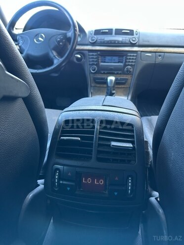 Mercedes E 220 d 2005, 285,000 km - 2.2 л - Bakı