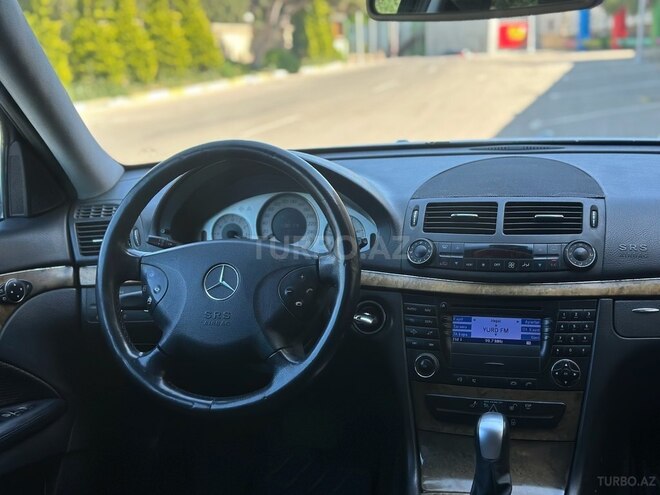 Mercedes E 220 d 2005, 285,000 km - 2.2 л - Bakı