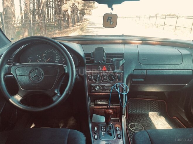 Mercedes C 230 1996, 472,243 km - 2.3 l - Bakı