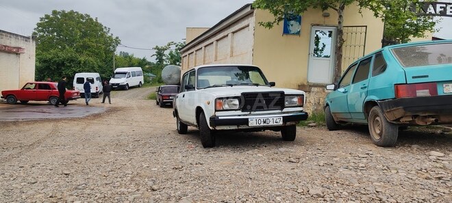 LADA (VAZ) 2107 2003, 95,000 km - 1.6 l - Qusar