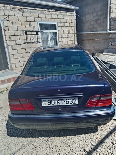 Mercedes E 240 1999, 546,000 km - 2.4 l - Bakı