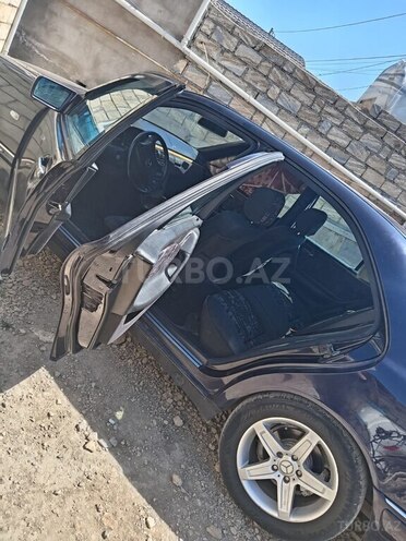 Mercedes E 240 1999, 546,000 km - 2.4 l - Bakı