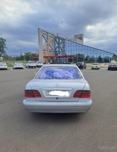 Mercedes E 230 1997, 367,000 km - 2.3 l - Gəncə