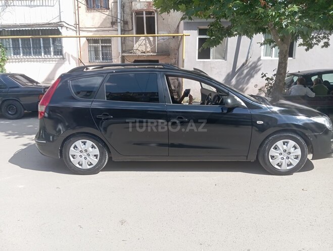 Hyundai i30 2009, 360,000 km - 1.4 l - Gəncə