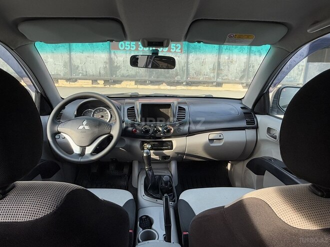 Mitsubishi L200 2013, 195,215 km - 2.5 l - Bakı