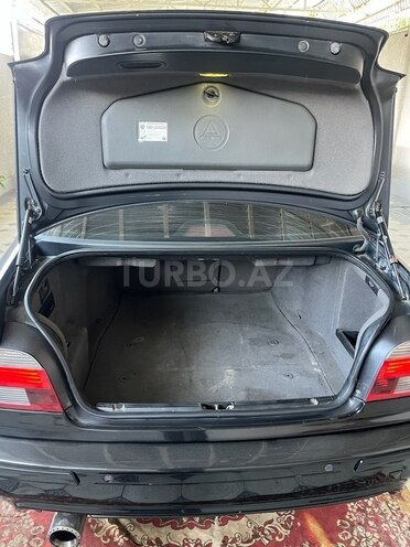 BMW 540 2001, 180,000 km - 4.4 l - Ağdaş