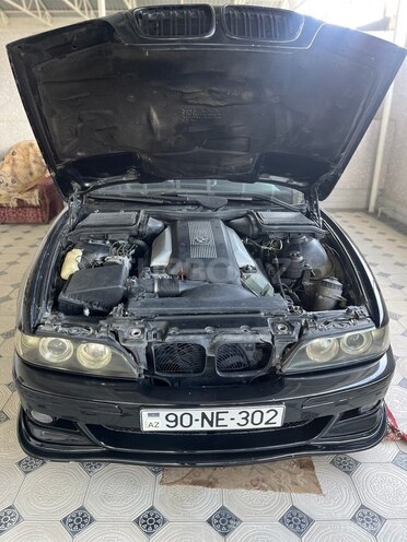 BMW 540 2001, 180,000 km - 4.4 l - Ağdaş