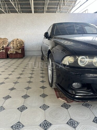 BMW 540 2001, 180,000 km - 4.4 l - Ağdaş