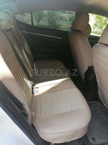Hyundai Avante 2017, 142,000 km - 1.6 l - Naxçıvan