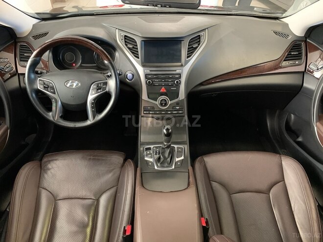 Hyundai Grandeur 2015, 130,000 km - 2.2 l - Bakı
