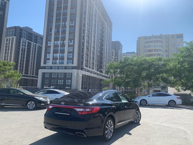 Hyundai Grandeur 2015, 130,000 km - 2.2 l - Bakı