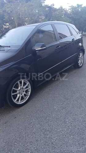 Mercedes B 200 2009, 195,000 km - 1.7 л - Bakı