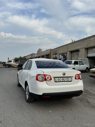 Volkswagen Jetta 2009, 227,241 km - 1.6 л - Sumqayıt