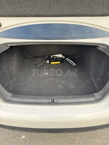 Volkswagen Jetta 2009, 227,241 km - 1.6 л - Sumqayıt